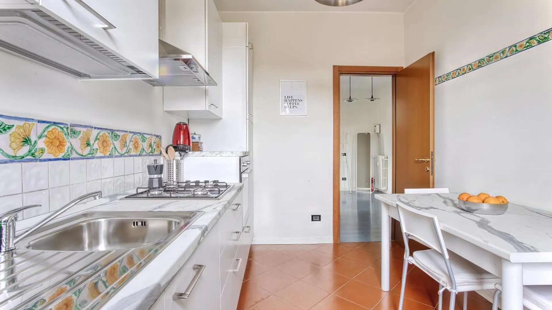 Balilla30 - Spacious 2 Bedroom Apt Next To City Center Milan Italy
